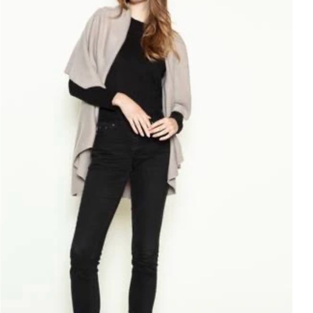 Look- Gray Women's Convertible Poncho